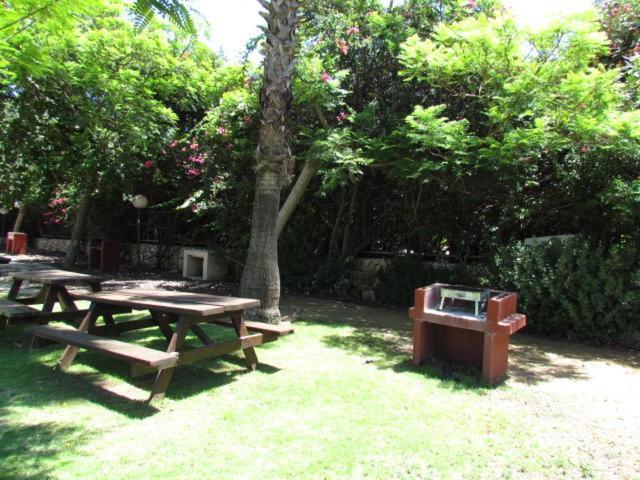 Ferienwohnung Gma Caesarea Exterior foto